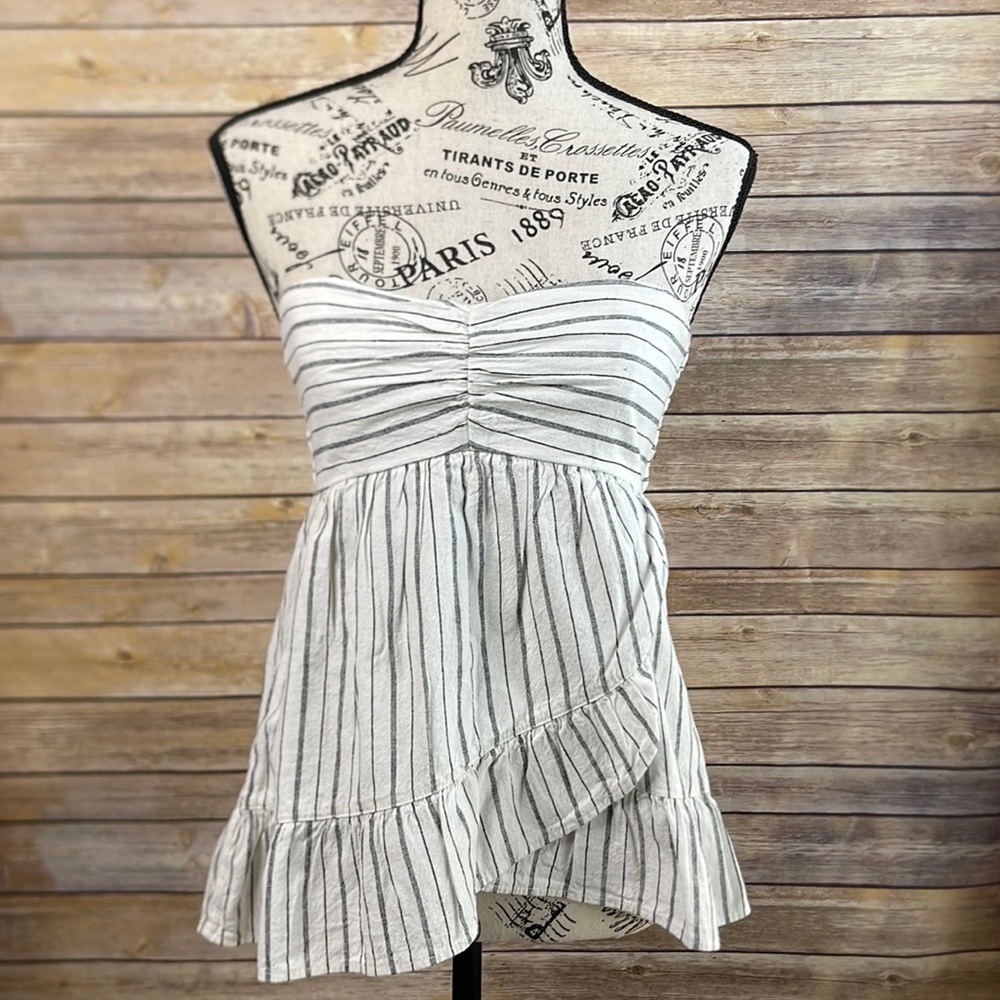 NWOT AE strapless top